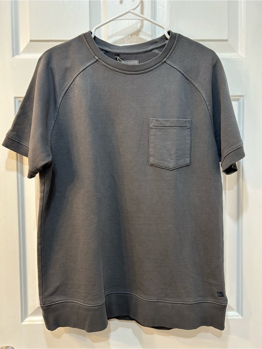 NWOT VRST Washed Twill Terry Pocket Short Sleeve Sweatshirt Men's Sz M Crewneck